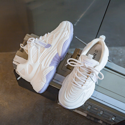 Jauns kedu modelis ar rupju zoli un šņorēm sievietēm