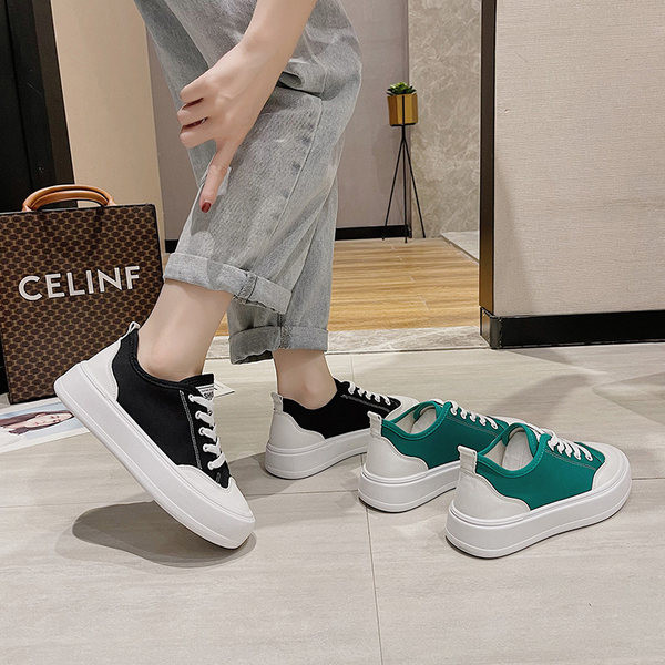 Dviejų spalvų vienspalviai moteriški sportbačiai su kaklaraiščiais