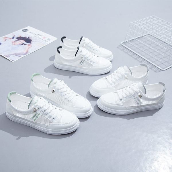 Jauns sieviešu elpojošo kedu modelis ar plakanu zoli