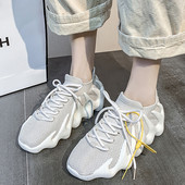 Jauns vasaras tīklu kedu modelis ar raupju zoli