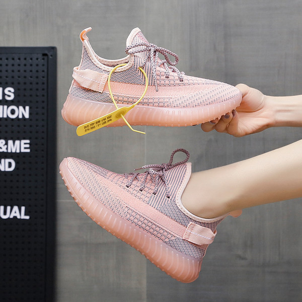 Ikdienas tekstila kedas sievietēm