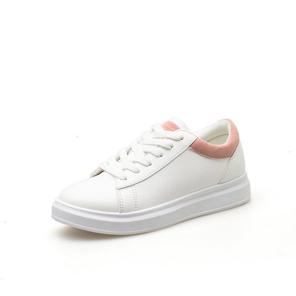 Casual γυναικεία έκο δερμάτινα αθλητικά παπούτσια με επίπεδη σόλα σε λευκό χρώμα