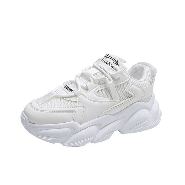 Moodsad kareda tallaga naiste tossud – kolmes värvitoonis