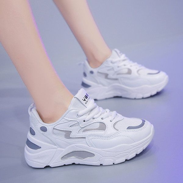 Jauns sieviešu kedu modelis ar šņorēm un zoli 6 cm