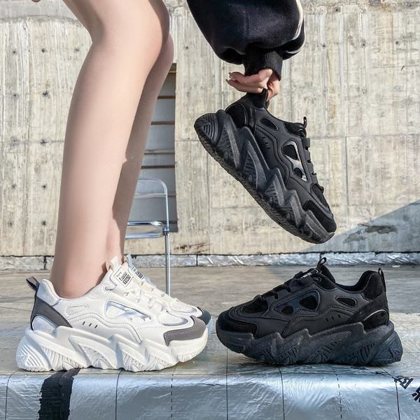 Jauns kedu modelis ar raupju zoli sievietēm