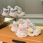 Sieviešu modernas kedas ar augstu raupju zoli