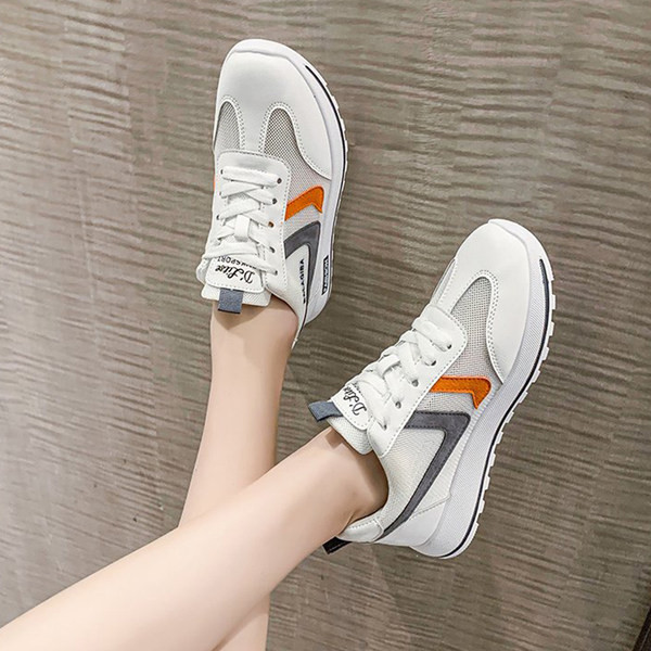 Kahes värvitoonis paelte ja lameda tallaga naiste tossud