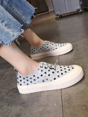 Audekla sieviešu kedas ar spīdīgu efektu