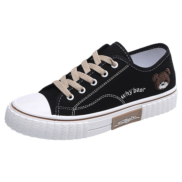 Sieviešu audekla kedas ar lācīša izšuvumu