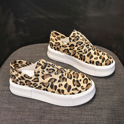 Jauns sieviešu audekla kedu modelis četrās krāsās