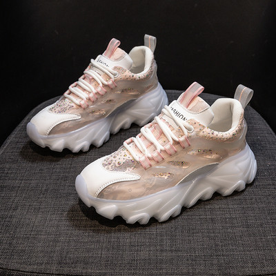 Kivide ja 5,5 cm kõrguse platvormiga naiste tossud