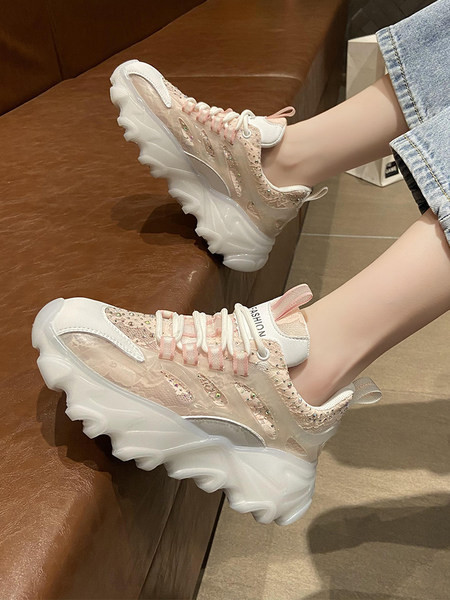 Kivide ja 5,5 cm kõrguse platvormiga naiste tossud