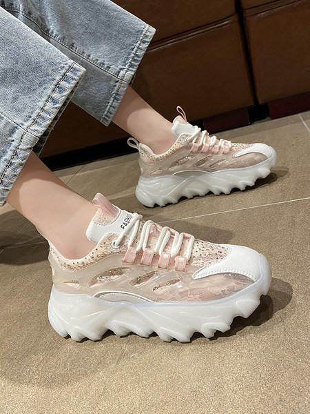 Kivide ja 5,5 cm kõrguse platvormiga naiste tossud