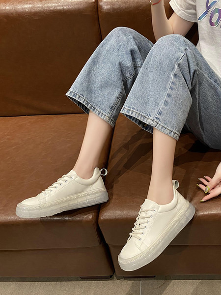 Γυναικεία αθλητικά παπούτσια με επίπεδη σόλα από σιλικόνη