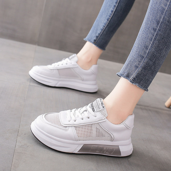 Νέο μοντέλο Γυναικεία casual αθλητικά  παπούτσια με επιγραφή και κορόνια