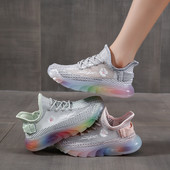 Casual γυναικεία αθλητικά παπούτσια με κέντημα και χρωματιστή σόλα