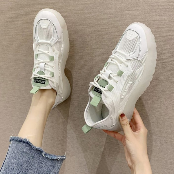 Νέο μοντέλο Γυναικεία casual αθλητικά  παπούτσια  από ύφασμα και κορδόνια