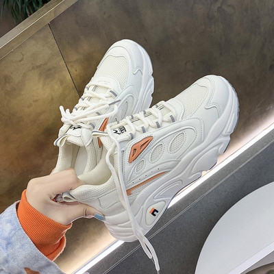 Jauns modernu kedu modelis ar augstu raupju zoli