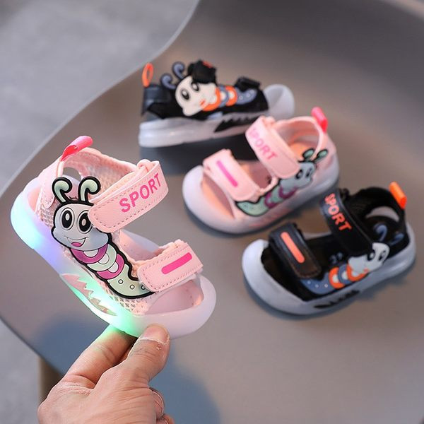 Novi model dječjih sandala sa čičak kopčanjem i svjetlećim potplatom