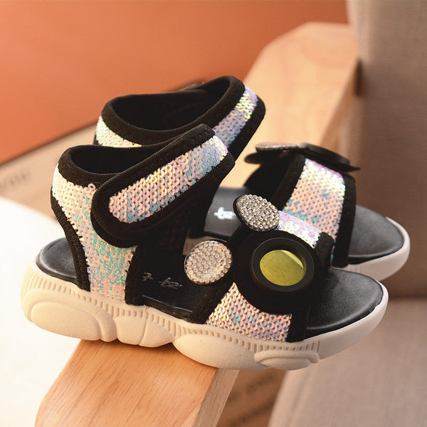 Bērnu sandales meitenēm ar fliteriem un uzlīmēm