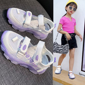 Jauna modeļa vasaras sandales no tīklveida auduma un uzlīmēm