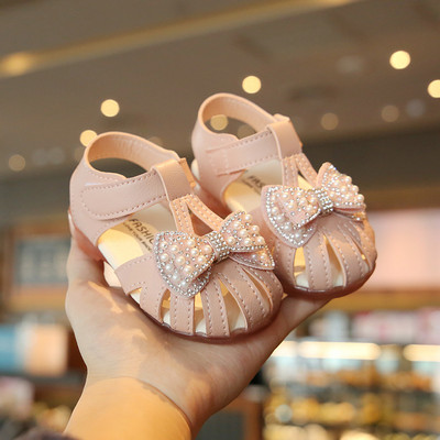 Παιδικά σανδάλια μεπέρλες για κορίτσια σε ροζ και λευκό χρώμα