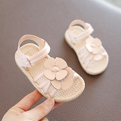 3D-lillede ja lameda tallaga vabaaja laste sandaalid