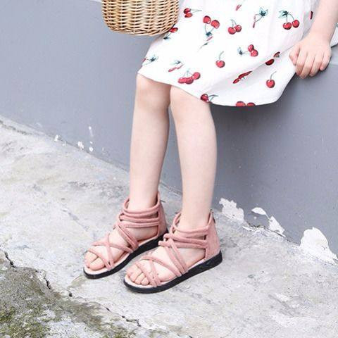 Öko-seemisnahast ja tõmblukuga laste sandaalid