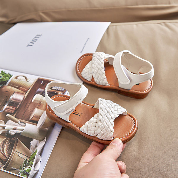 Μοντέρνα παιδικά σανδάλια με velcro - για κορίτσια