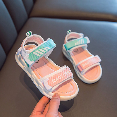 Novi model ljetnih tekstilnih sandala sa natpisima i čičkom