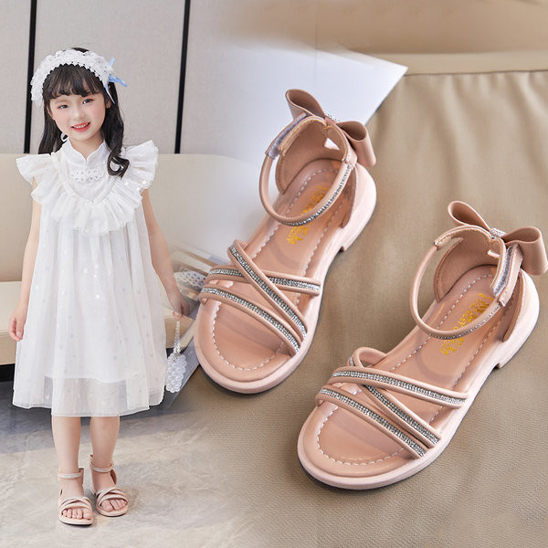 Jauns bērnu sandaļu modelis ar rāvējslēdzēju un lenti