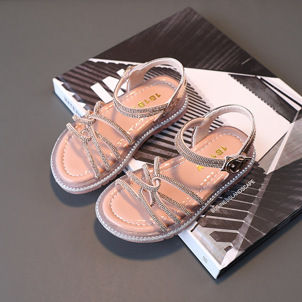 Μοντέρνα σανδάλια για κορίτσια με πέτρινη διακόσμηση