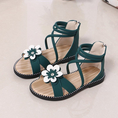 Dječje sandale s kožnim remenčićima i 3D aplikacijom