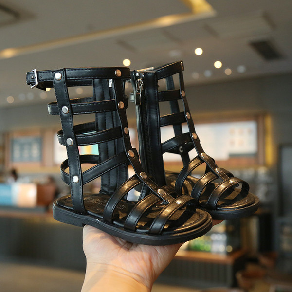 Moderne dječje kožne sandale s patentnim zatvaračem