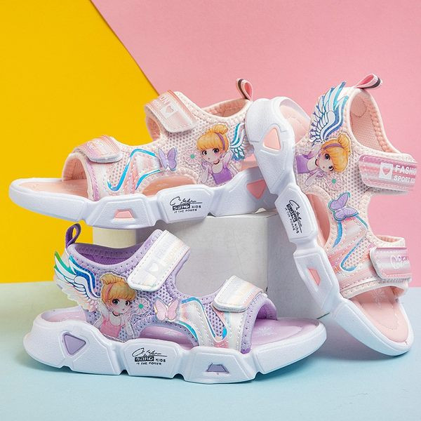 3D elemendi ja krobelise tallaga vabaaja laste sandaalid