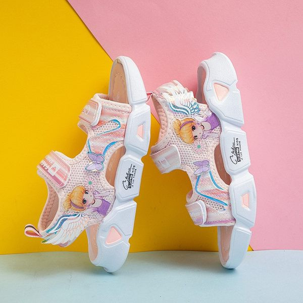 3D elemendi ja krobelise tallaga vabaaja laste sandaalid