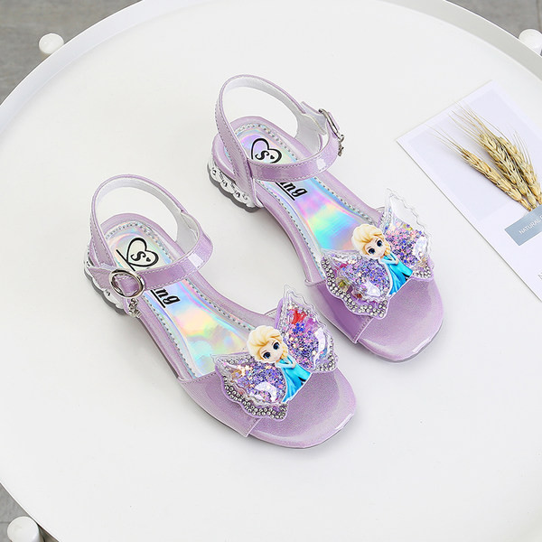 Mūsdienīgas bērnu mākslīgās ādas sandales ar 3D elementu