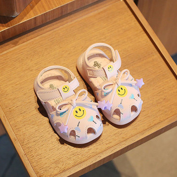 Παιδικά παπούτσια κατασκευασμένα από faux δέρμα με κορδόνια σε δύο χρώματα