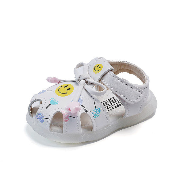 Παιδικά παπούτσια κατασκευασμένα από faux δέρμα με κορδόνια σε δύο χρώματα