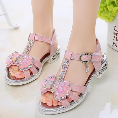 Jauns bērnu sandaļu modelis ar akmentiņiem un pērlēm meitenēm