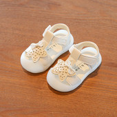 Παιδικά σανδάλια με λουράκια βελκρό σε λευκό και ροζ