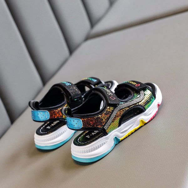 Ikdienas bērnu sandales ar velcro aizdari un fliteriem