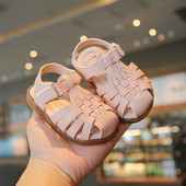Tüdrukutele sobivad laste kunstnahast sandaalid
