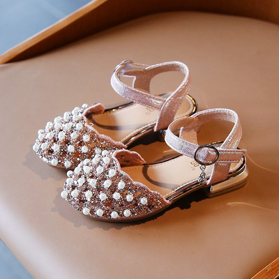 Παιδικά κομψά σανδάλια με πέρλες διακόσμηση