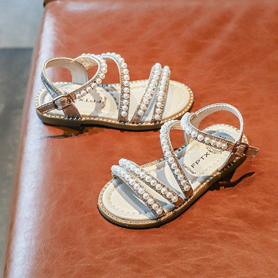 Dječje ležerne sandale od umjetne kože s kopčom i perlama