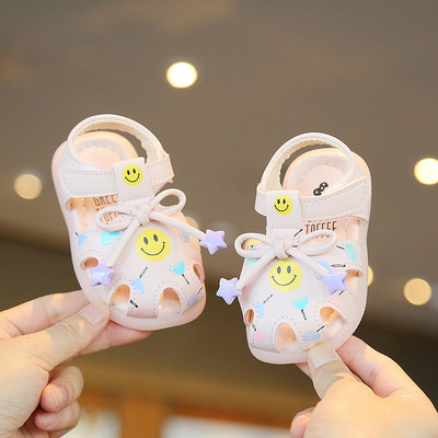 Bērnu sandales divās krāsās ar uzlīmēm