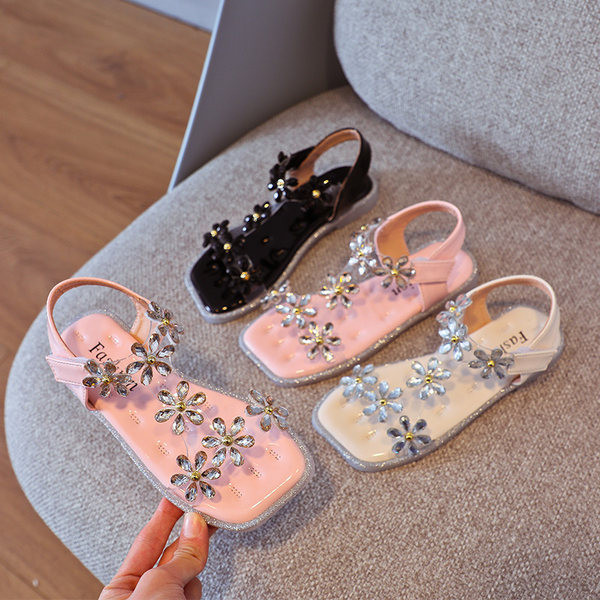 Παιδικά σανδάλια με λουλούδια 3D και velcro