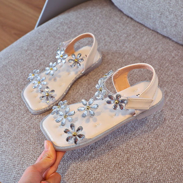 Παιδικά σανδάλια με λουλούδια 3D και velcro