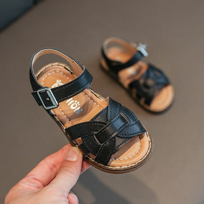 Laste vabaaja nahast sandaalid pandlaga