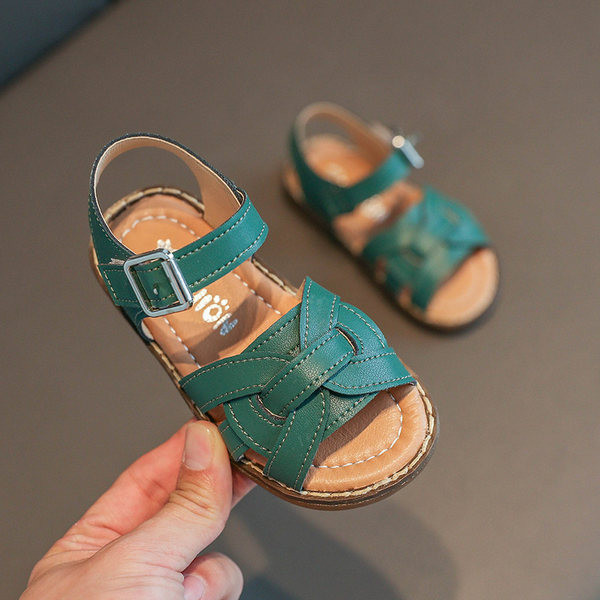 Laste vabaaja nahast sandaalid pandlaga